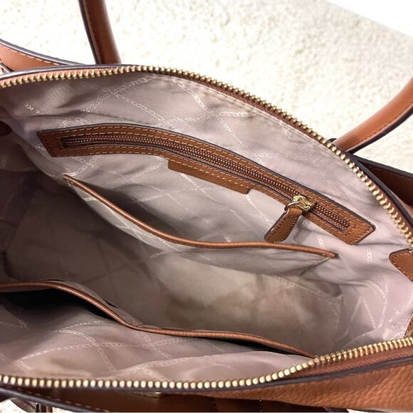 Michael Kors Belted MD Satchel - Picture 13 of 16